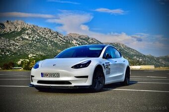 Tesla 3 SR 2023 - 4
