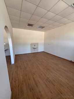 Prenájom kancelárií rôznych rozmerov - Jilemnického, Prešov - 4