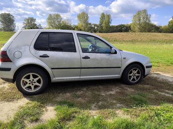 Volswagen golf 4 1.6 - 4