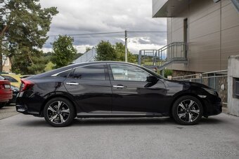 Honda Civic 1.5 DOHC VTEC Turbo Executive, 134kW (2017) - 4