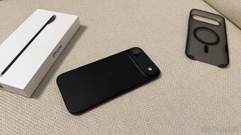 Vymenim iPhone Air Black + Apple MagSafe kryt v hodnote 60€ - 4
