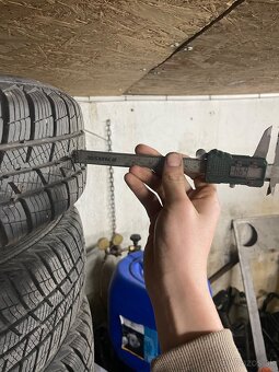 Predám elektróny 4x100 165/70 R13 - 4