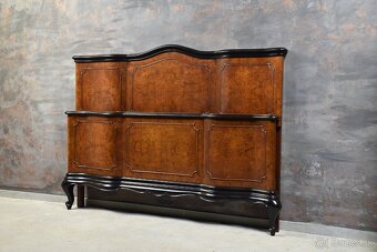 POSTEL Z ORECHOVÉHO DREVA - 4