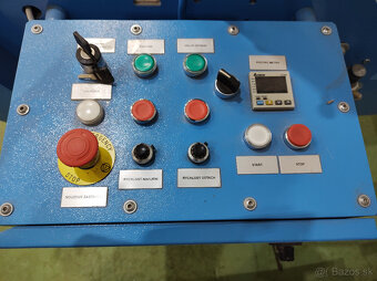 Prevíjačka fólie - 4