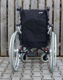 005-Mechanický invalidný vozík meyra. - 4