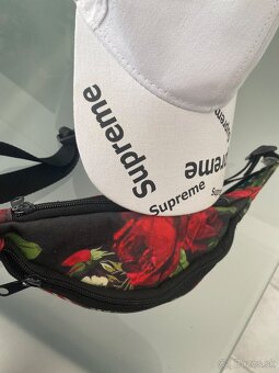 SUPREME spolu šiltovka aj ladvinka - 4