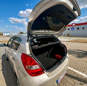 Hyundai i20 1.4 – spoľahlivý mestský hatchback - 4