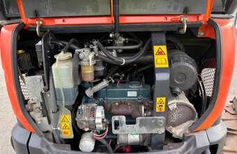 Minibager Kubota KX18-4 - 4