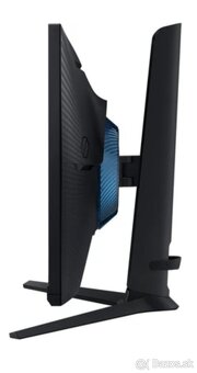 Samsung Odyssey G30D 24" monitor. - 4