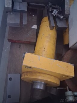 Hydraulicky piest - 4