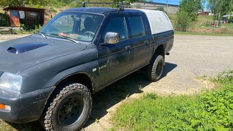 Mitshubishi L200 - 4