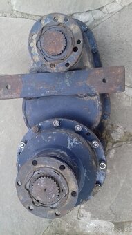 Predám prevodovku na stavbu 4x4 malotraktora - 4