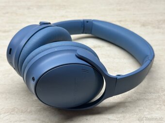 Bose QuietComfort Headphones - 4