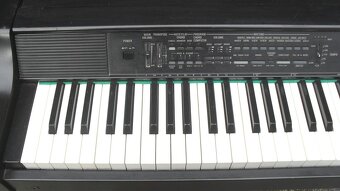 Digitální piano Technics PR40 - 4