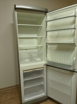 predám chladničku s mrazničkou ARDO - 4
