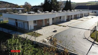 DOM 3 - Jedinečná príležitosť na bývanie v radovej zástavbe - 4
