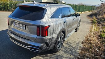 Sorento rv2022 7miest 4x4 - 4