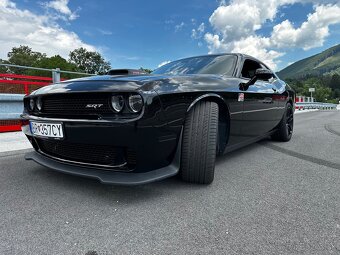 Dodge challenger SRT 392 6.4 V8 362kw - 4