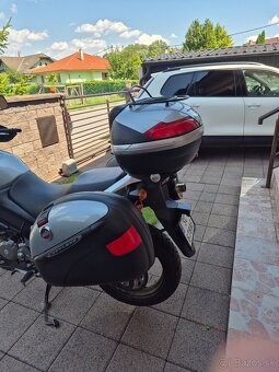 suzuki v-strom - 4