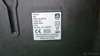 PHILIPS vysávač 900W - 4