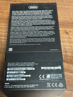 iPhone 11 Pro 256 GB - 4