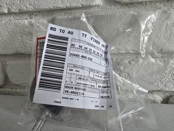 Predám smerovku HONDA, originál diel 33450-MBW-D42 - 4