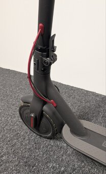 Xiaomi M365 elektrická kolobežka - 4