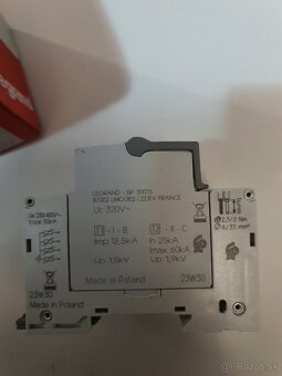 Prepäťová ochrana Legrand 412273. - 4