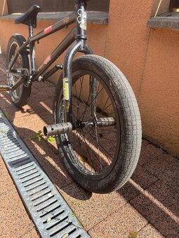 BMX - 4