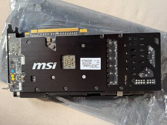 MSI GeForce GTX 950M - 4