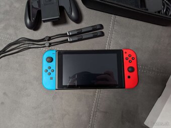 Nintendo Switch 1 - 4
