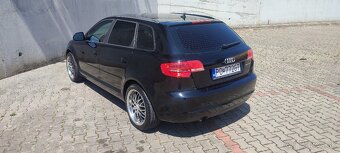 Audi A3 Sportback 2.0 TDI Premium S tronic - 4