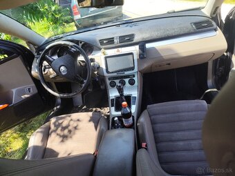 Volkswagen Passat B6 - 4