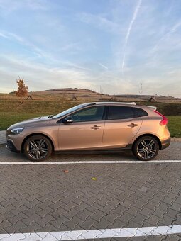 Volvo V40 Cross Country 2.0 D3 110kW - 4