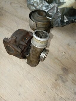 Predám hlavu a turbo na Hyundai Santa fe - 4