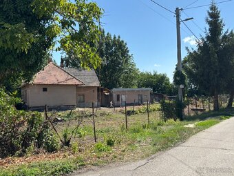 Predám starý rodinný dom s pozemkom v obci Diakovce - 4