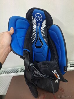 Hokejový výstroj - 4