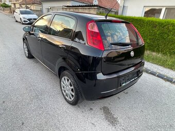 PREDAM Fiat Grande Punto 1.4 55kw r.v.2008 automat - 4