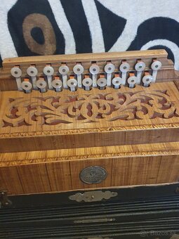 Heligonka Josef Hlaváček Louny - 4