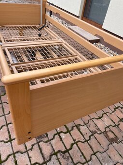 Polohovateľná posteľ - 4