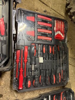 Kufor s náradím - 4