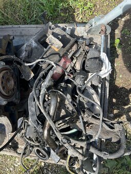 Rozpredám motor 3.2 DID - 4