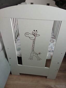 Predám detskú postieľku+ 2x matrac, plachty, mantinel... - 4