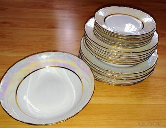 Porcelánová sada tanierov zlatý okraj - 4