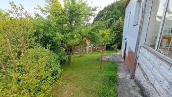 Valaská Dubová - 6 izbový rodinný dom, pozemok 612m2 - 4
