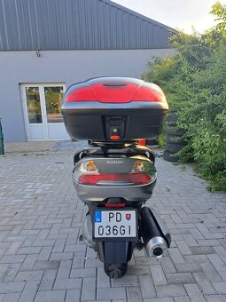 Suzuki Burgman 400 K7 - 4