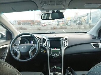 Predám Hyundai I30 AUTOMAT - 4