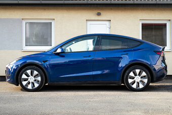 Tesla Model Y LONG RANGE-DUAL MOTOR 4WD - 4