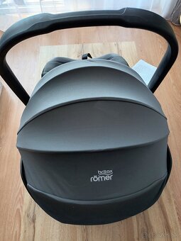 Vajicko Britax Romer Baby-Safe PRO - 4