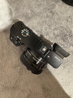 Sony Alpha 6000 + 16-50mm OSS objektív + obal - 4